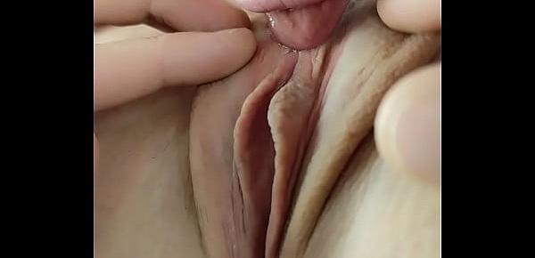  Clit Licking and Pussy Eating Until Explosive Female Orgasm - EXTREME CLOSE UP Amateur MrPussyLicking